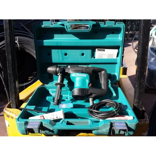 Martello elettrico rotativo a filo Makita HR3540C 850W irrifarma.it