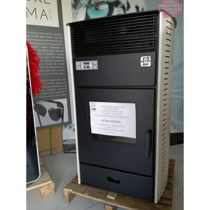 Dettaglio Stufa a pellet idro legna e policombustibile Plurifire 24 Kw irrifarma.it