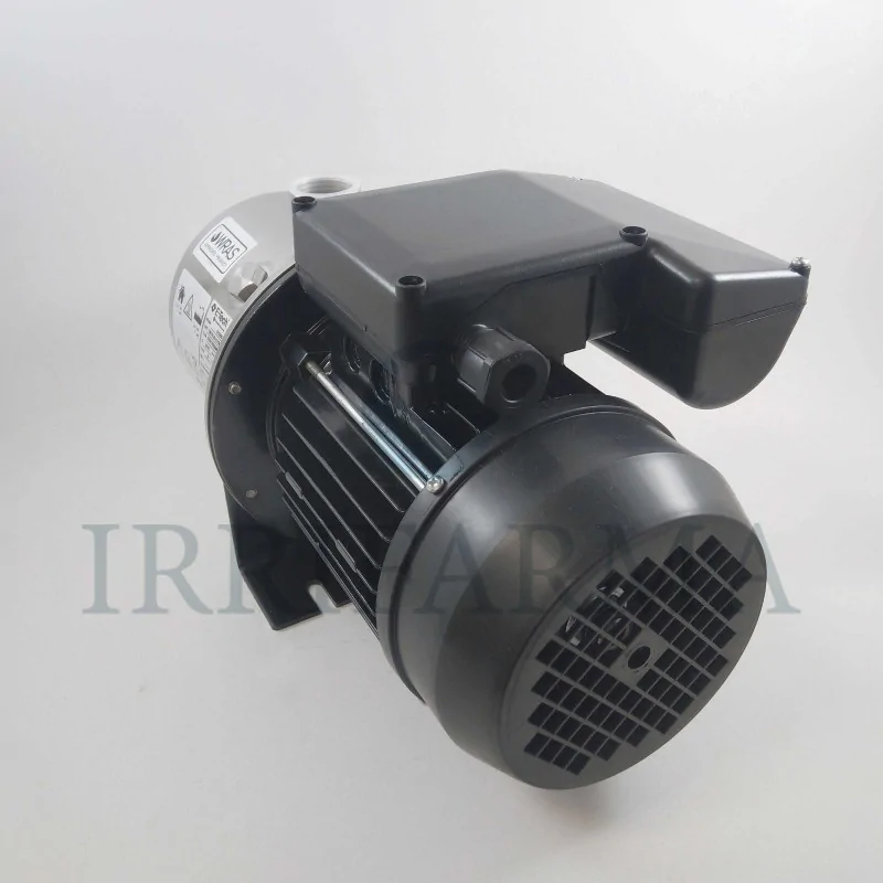 Dettaglio coperchio motore Pompa autoclave silenziosa multistadio Franklin EH 3/6 | 1.2 Hp 220V 75 L/min irrifarma.it