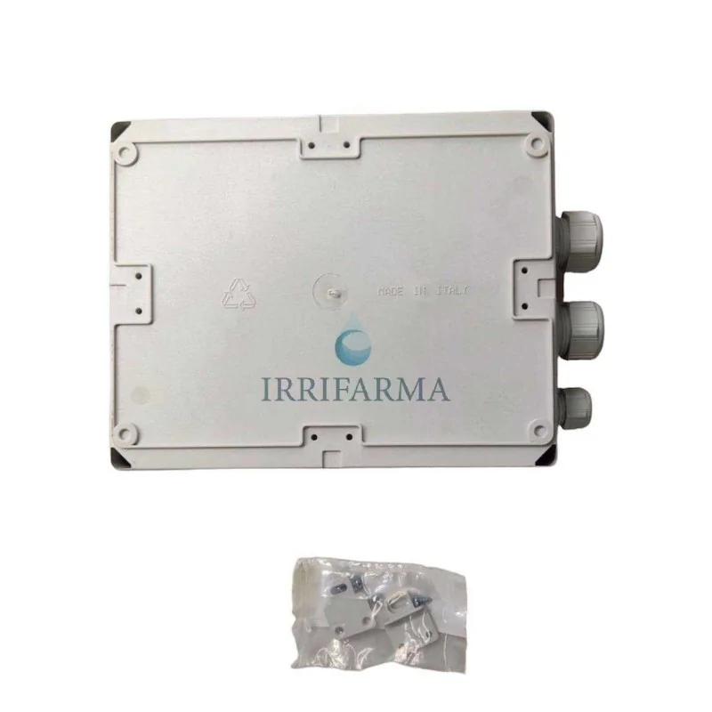 Dettaglio retro Quadro elettrico pompa sommersa Trifase Self-Control 10T irrifarma.it