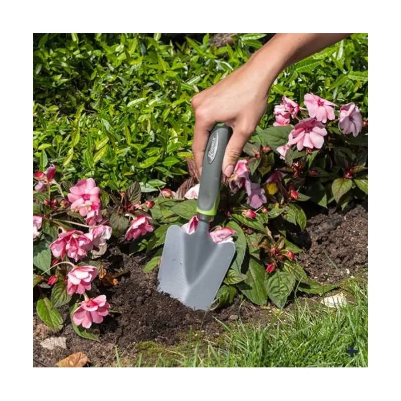 esempio di applicazione Paletta larga con manico soft touch irrifarma.it