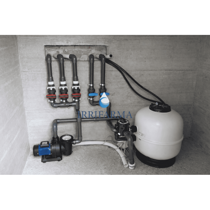 Locale tecnico piscina interrato kit raccordi valvole filtro motore e tubazione irrifarma.it