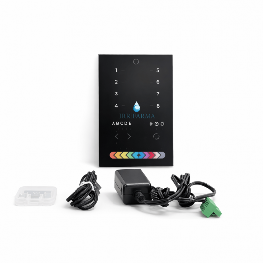 dettaglio contenuto centralina Kit 4 fari piscina PAR56 RGBW DMX + centralina 5 zone | Teclumen irrifarma.it