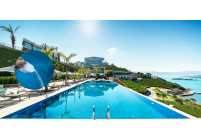 Manutenzione piscine: Come fare e cosa usare per la disinfezione dell'acqua